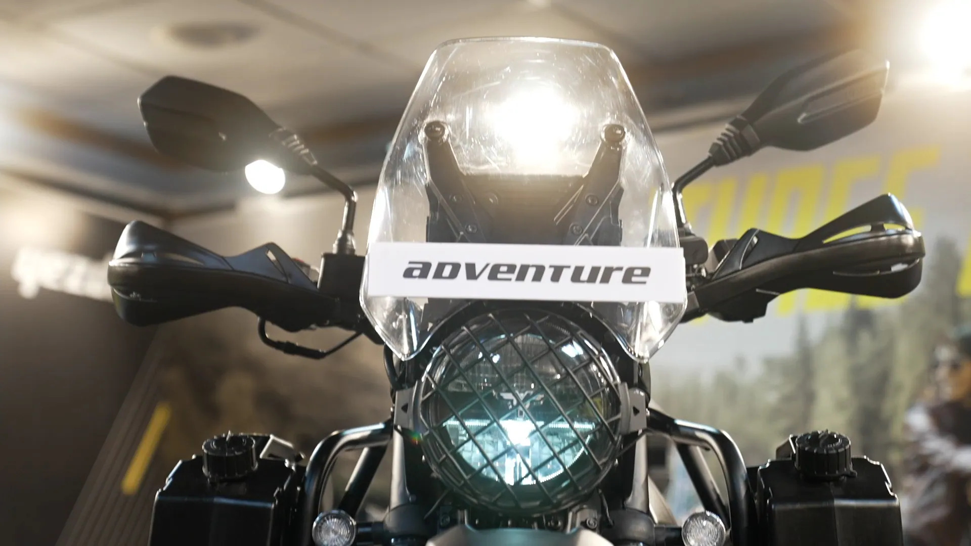 Yezdi Adventure Bike, Mileage, Engine, Price, Safety and Features